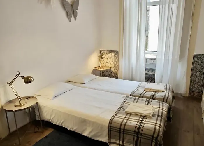 Appartamento Family Downtown - Se21 *